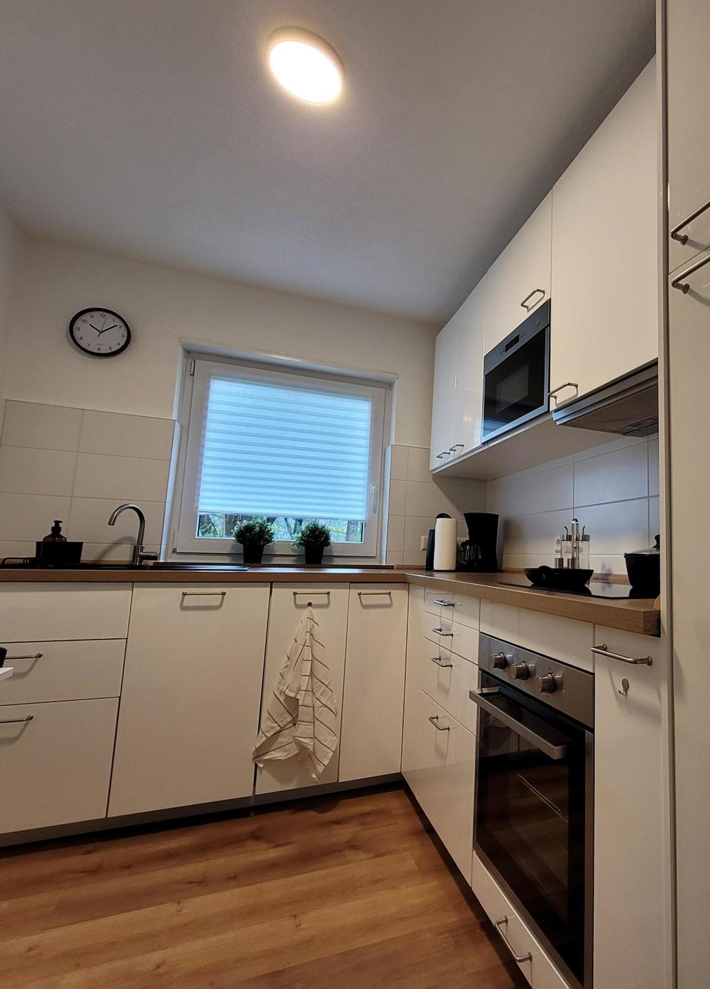 Living Flat, Eine Wohnung Mit Zwei Schlafzimmern Und Balkon Schorndorf  Exterior foto